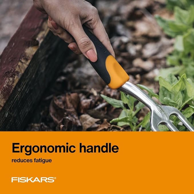 Fiskars Ergo Cultivator for Digging, Aerating Soil, and Weeding, Heavy Duty Garden Tool with Hanging Hole