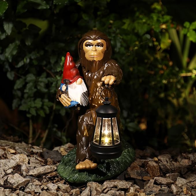 Bigfoot Statue, Bigfoot Yard Decor, Solar Garden Statue for Outside, Solar Garden Yard Patio Decor, Outdoor Statue for Garden, Outdoor Decor for Patio, Bigfoot Gifts, Gardening Gift for Women