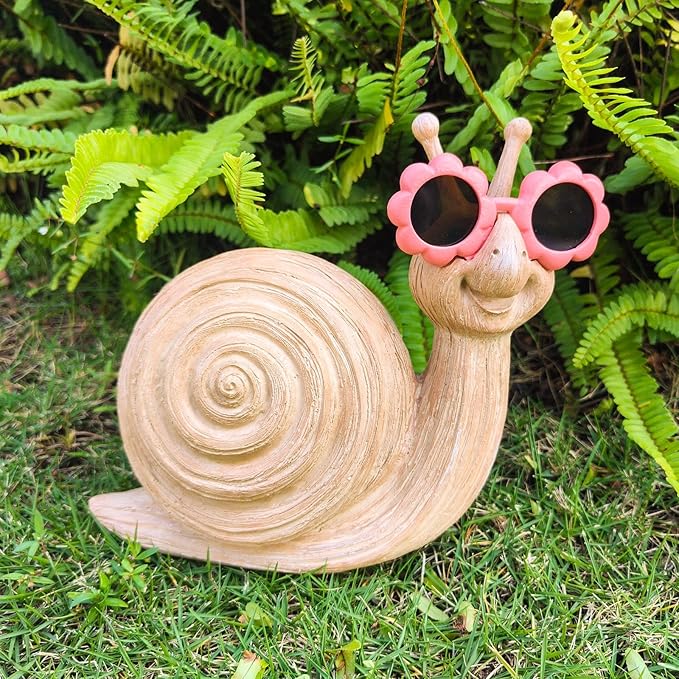 Garden Statue Snail Resin Snail with Glasses Outdoor Decor for Patio Garden Lawn Ornaments Garden Decorations Outdoor Clearance Yard Art Statues Housewarming Garden Gift for Women