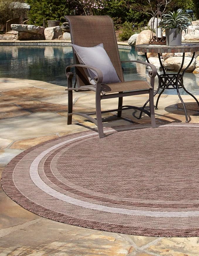 Unique Loom Outdoor Border Collection Area Rug - Soft Border (6' 1" Round Brown/Ivory)