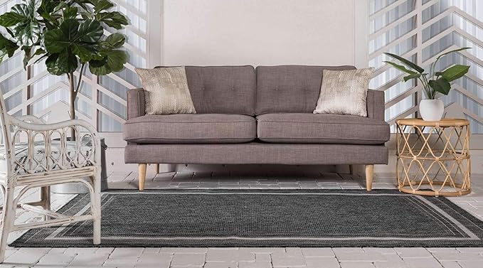 Unique Loom Outdoor Border Collection Area Rug - Soft Border (5' 3" x 8' Rectangle, Black/ Ivory)