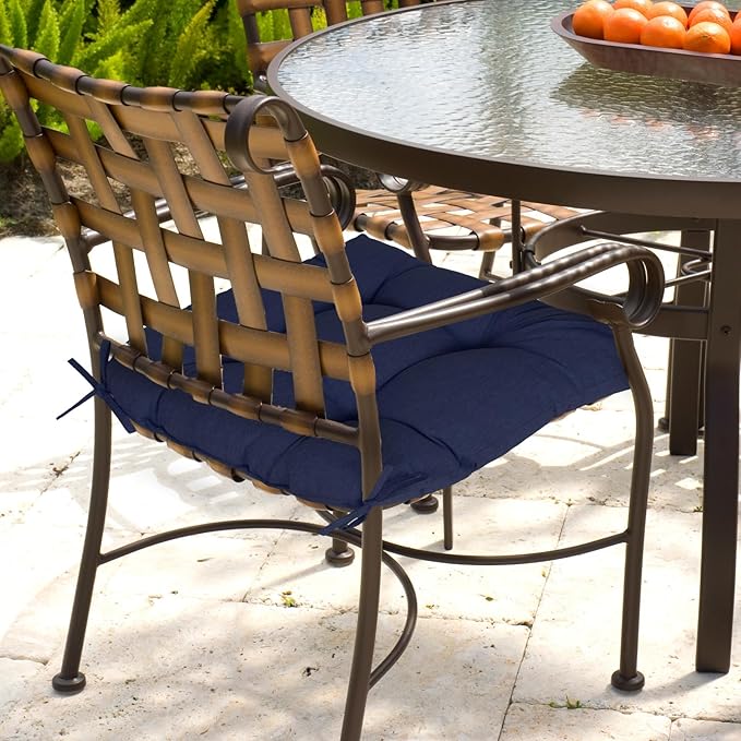 Aoodor 19" x 19" x 5" Tufted Outdoor Chair Cushions, Water Resistant & Fade Resistant Polyester Dining Chair Pads with 2 Straps for Patio Furniture, Set of 2