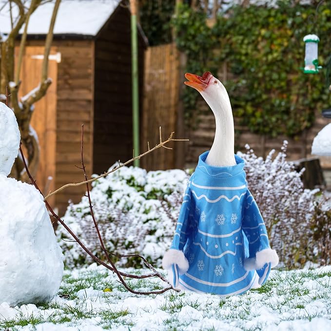 Goose Outfit, Winter Goose Outfits for Cement Goose Cute Goose Costume Yard Goose Clothing Goose Yard Statue Clothes for Outdoor Patio Yard Lawn Statueart Goose Decoration(Dwarf)