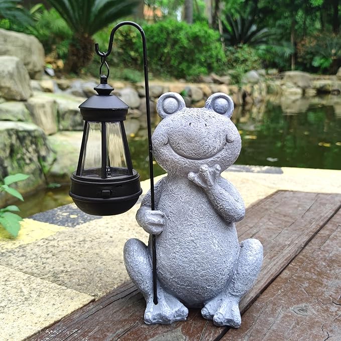 Frog Solar Garden Statues,Resin Frog Figurine Decorations with Solar Lights Lantern, Outdoor Frog Garden Decor Art for Lawn,Yard, Unique Housewarming Gift for Garden Home